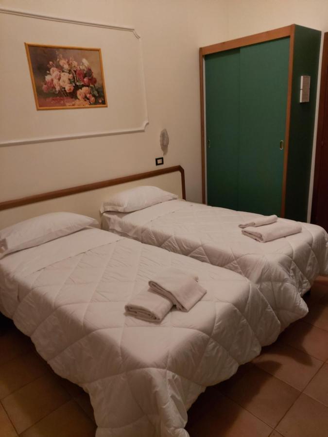 Hotel La Torre Ρίμινι Εξωτερικό φωτογραφία