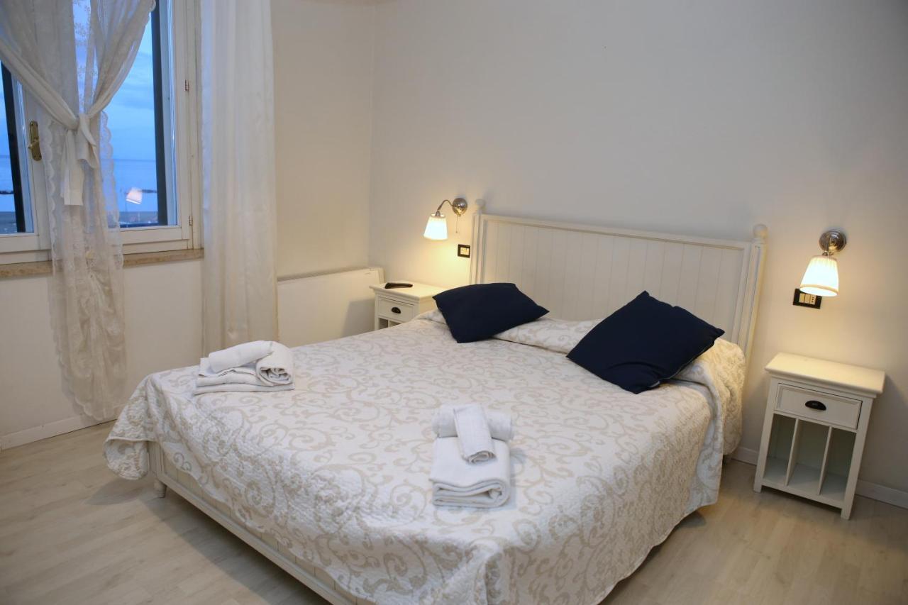 Hotel La Torre Ρίμινι Εξωτερικό φωτογραφία